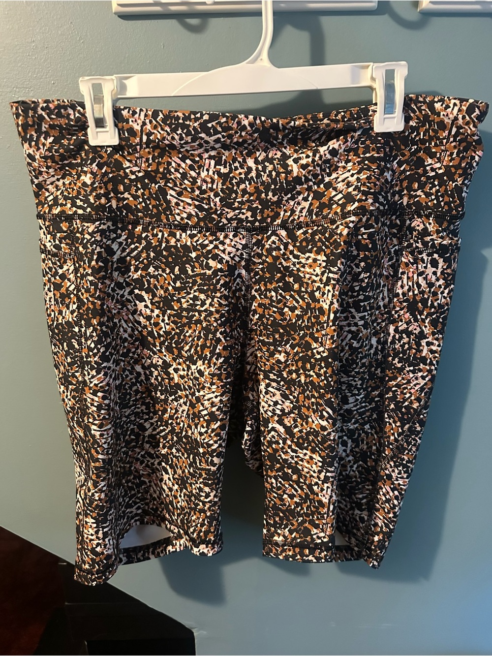Old Navy Black & Brown Printed Bike Shorts